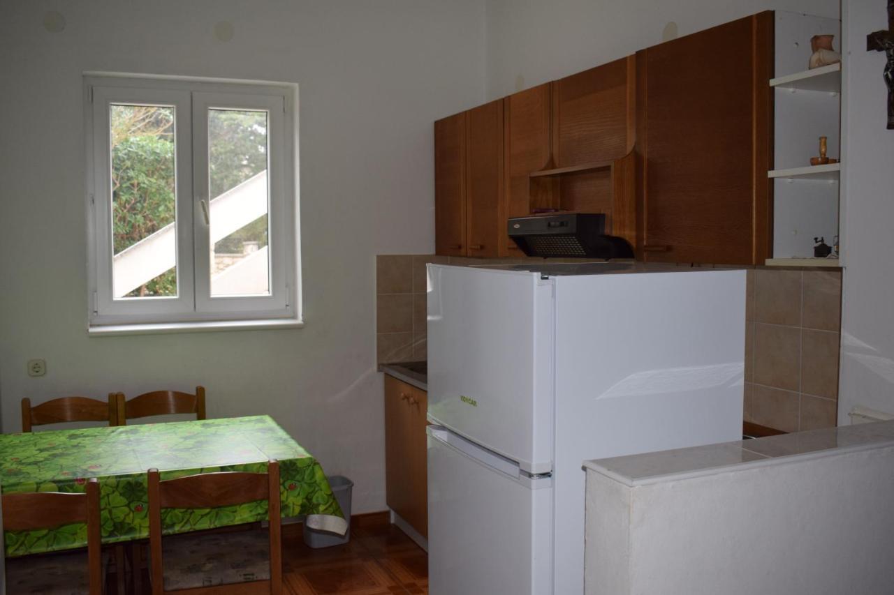 Apartments Loina Novalja Extérieur photo